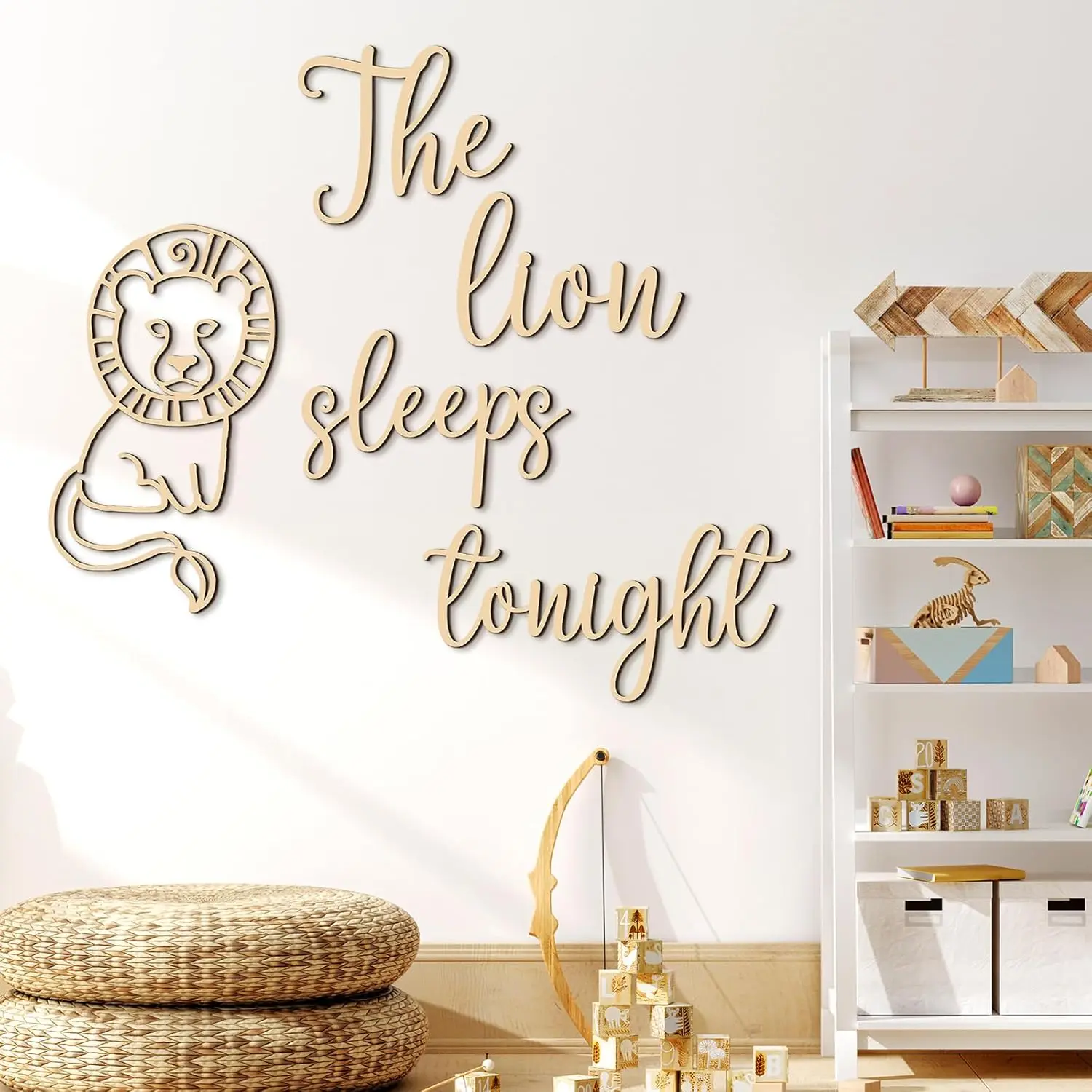 The Lion Sleeps Tonight Wooden - đánh giá và giá Baby Nursery Animal Theme